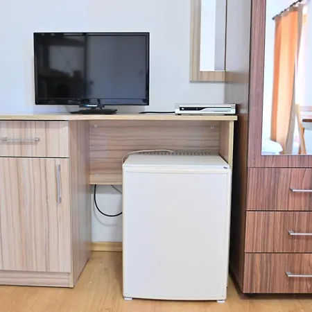 Charming With Mountain View - By Flat Mаnаger Apartman *