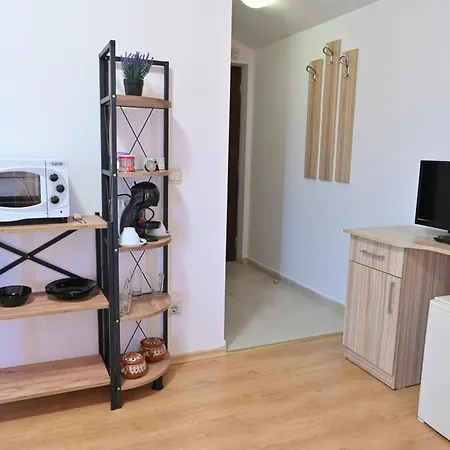 Charming With Mountain View - By Flat Mаnаger דירה