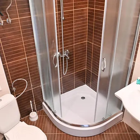 Charming With Mountain View - By Flat Mаnаger דירה בנסקו