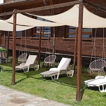 Apartman Charming With Mountain View & Seasonal Pool - By Flat Mаnаger Banszko