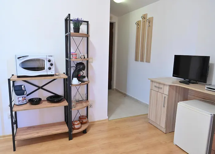 Charming With Mountain View - By Flat Mаnаger 公寓